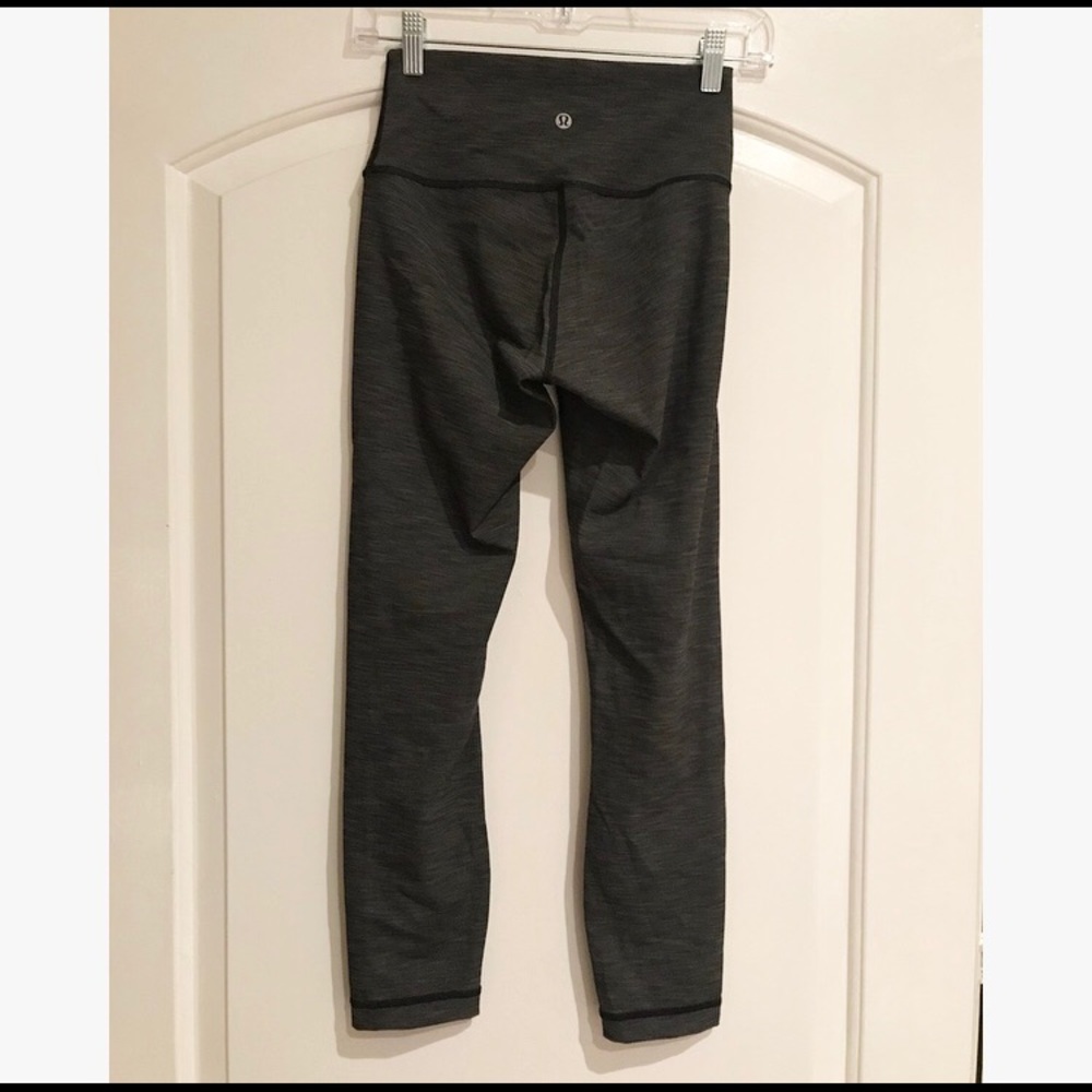 Lululemon Wunder Under Hi-Rise 7/8 Tight - Size 4